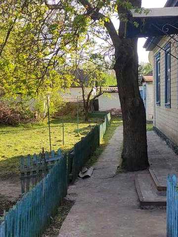 Продається будинок в м. Глобине