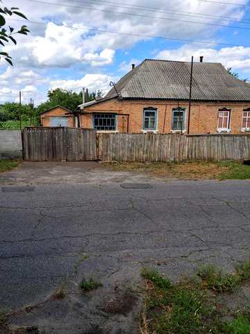 Продам дом на два хозяина