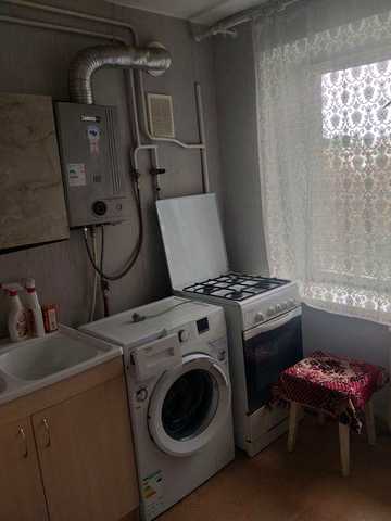 здається квартира по вулиці Пулюя