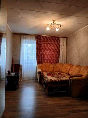 Оренда 1кім. квартири по вул. Текстильників. Є гаряча вода. Можна на короткий строк