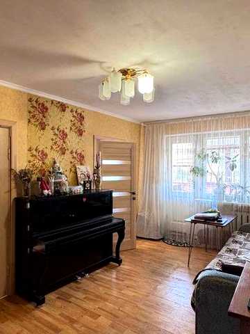 Продаж 3к квартири на Київській
