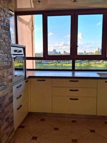 Продаж 3х  квартири Позняки вул.Пчилки