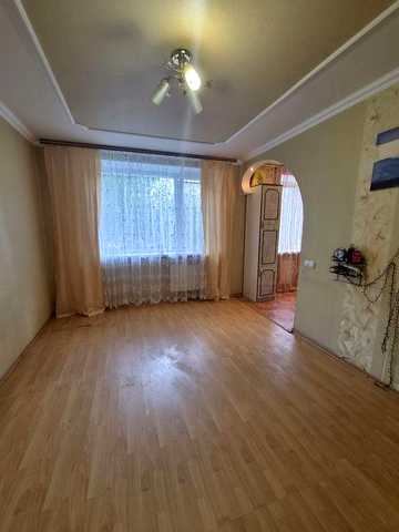 Продам  2 кімнатну в місті Біла Церква