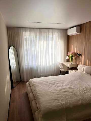 None 135000 USD