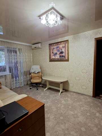 Продам 2к квартиру на Ак.Корольова