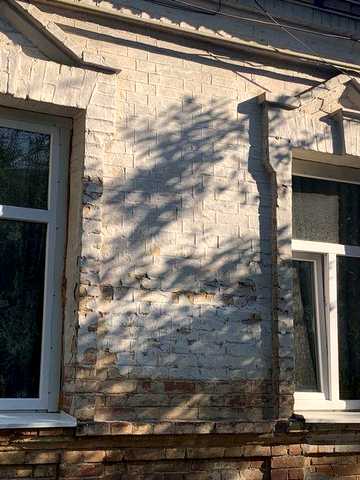 Продаж 2 кімн.  квартири в ЦЕНТРІ міста, вул. С. Русової 13