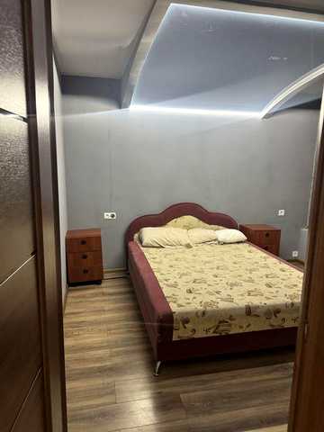 1 кімнатна велика квартира на Леваді у новобудові .