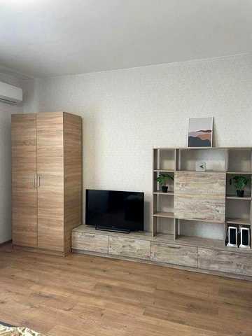 Дарницкий р-н, вул.Пасхаліна 17, 2кімнатна