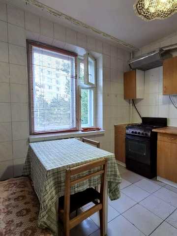Оренда 2 к квартири 52 м² , вул Петлюри 18/1