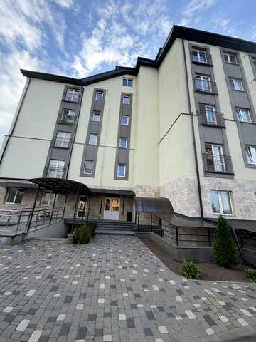 Однокімнатна квартира на третьому поверсі з сучасним ремонтом 55.2 м2 ЖК Новобуд