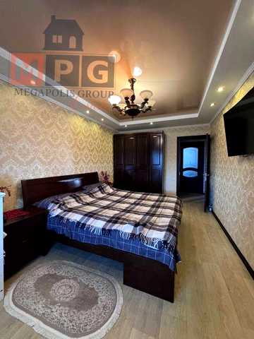 Продам 4 км/ 89м2/ Амосова 40/ Якісний ремонт