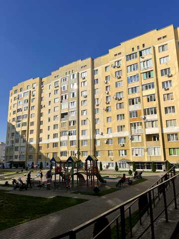 Роксоляни вул., 43