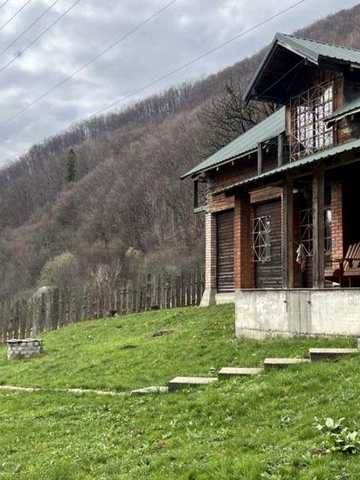 Продається будинок в Рибнику .Чудовий варіант під інвестицію