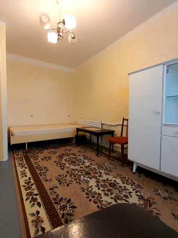 Оболонський просп., 37
