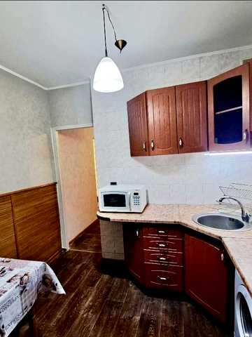 Братства Тарасівців вул. (Декабристів), 5