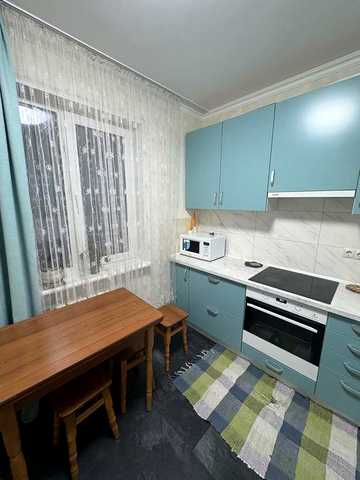 ВЛАСНИК. Продам 2-кімнатку квартиру Троєщина