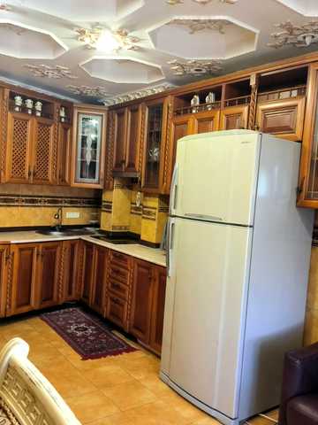Ніжинська вул., 5