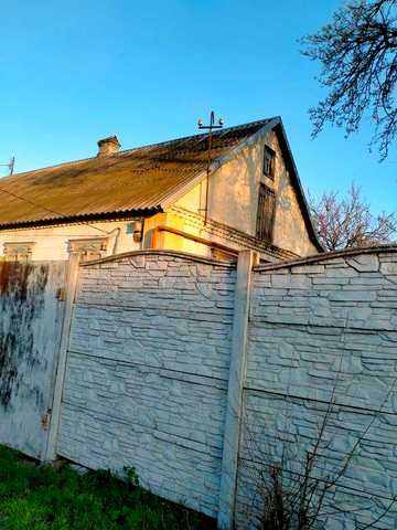 Продам  дом ( 1/2 часть ) переезд на АРТЕМА, Є-відновлення,      Ваучер.