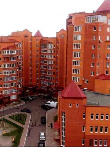 смт.Чабани Машинобудівників вул.2-В/ ПРОДАЖ  1-к  квартири, 49кв.м./ст.метро Теремки-7хв. /єВідновлення, Сертифікат, Житл.ваучер...