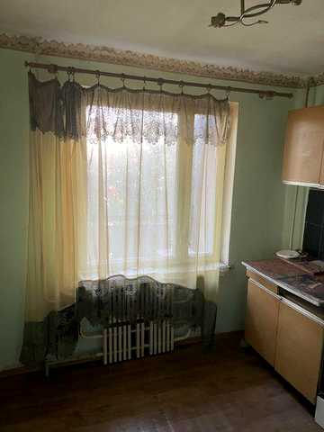 Продам 2-х кімнатну квартиру в центрі міста