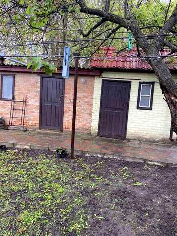 Житловий будинок в Полтавській області,в курортному містечку Нові Санжари
