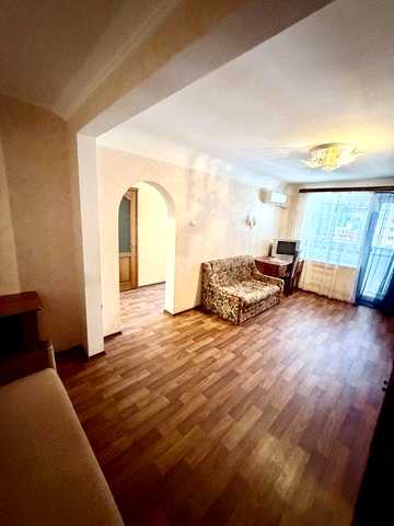 Продам 1 к квартира метро Спортивная