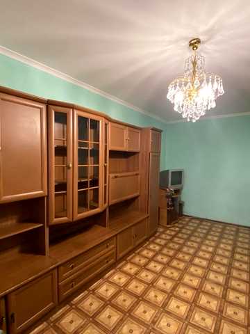 Космонавта Поповича вул. (Космонавта Волкова), 8