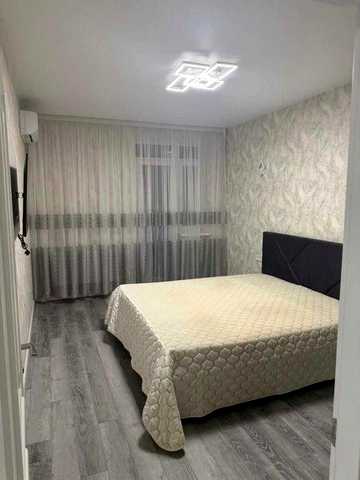 2 кімн. 78 м.кв. 2-й поверх. Все нове. Закрита територія. Укриття. Метро Житомирська. ЖК Верховина