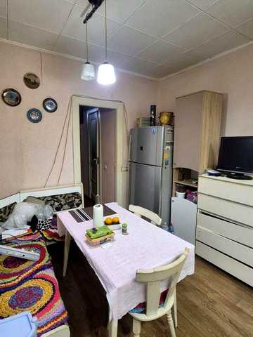 Продам простору 3-к квартиру в Центрі на Ольгіївській (3-241-421)