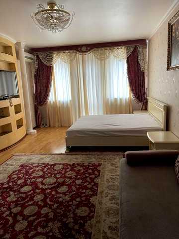 Голосіївська 13,Без комісіі ,4 кімнати ,150м2,ЖК  Голосіїво