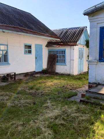 Центр Будинок з пристройками Озеро перша лінія