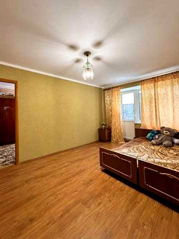 Продам 2 кімнатну квартиру на вул. Троїцька