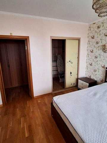 Здається в оренду 2-кімнатна квартира, вул. Івана Гонти, 7