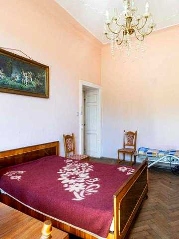 Продаж, 2 кімнатна квартира, вул. Єфремова