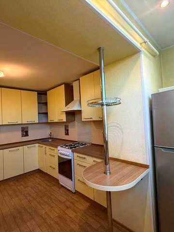 Довгострокова оренда гарноі 3-кв., 88 м2, район Сєдова, місто Черкаси