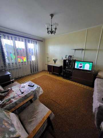 Продам двухкімнатну квартиру