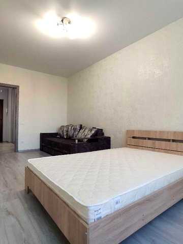 Здам 1 кв Ясинуватський метро Деміївська Либідська Голосіївський