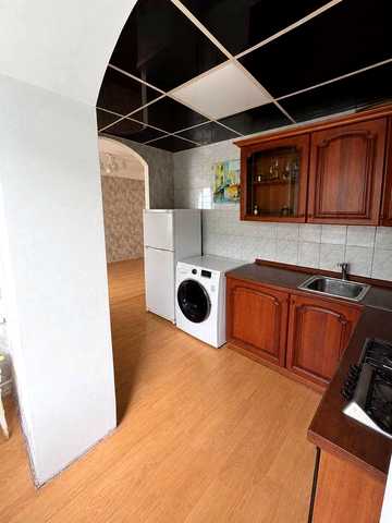 Квартира 60 м2, 2 (3)кім. Березняки.