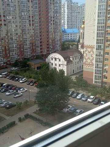 ЖМ Патріотіка. Продам 2х кімнатну на Гмирі 16 ЖК Патріотика
