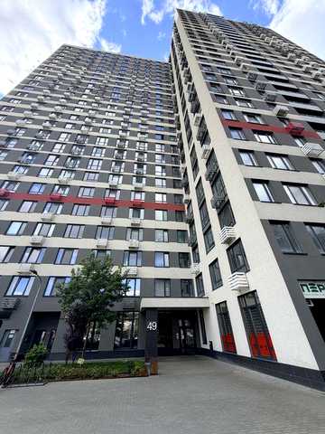 Продаж 1к квартири 47,4м. в ЖК Варшавський, низький 4 поверх. ЖК Варшавський