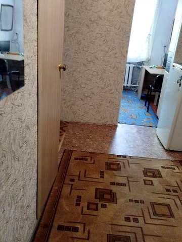 Здам окрему 1-к квартиру в гуртожитку, 2 поверх, свій душ, туалет, кухня
