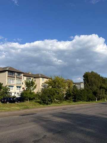 Квартира , ремонт, меблі , автономне опалення, Ратне