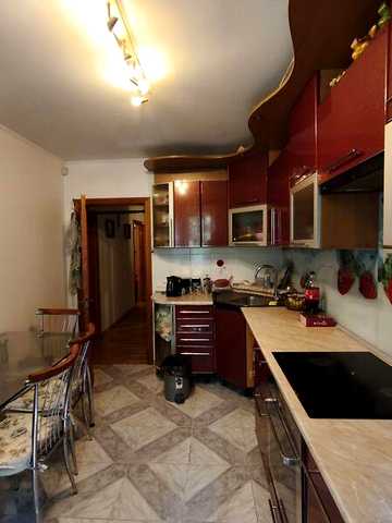 Продаж 3к Квартира Сергія Шелухіна (Олександра Невського) вулиця