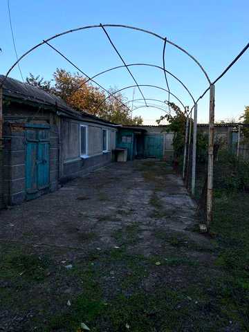Продам домик в деревне станция Карпово,село Виноградарь