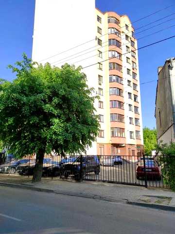 Оренда 3 кімнатної квартири по вул.Довга поруч з центром