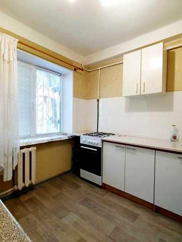 Оренда 2-к. квартири. Метро Лісова. Вул. Мілютенка, 15-А. Газ. 1 поверх