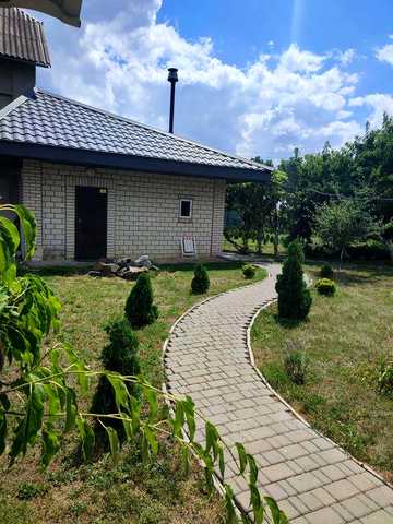Продаю двоповерховий будинок