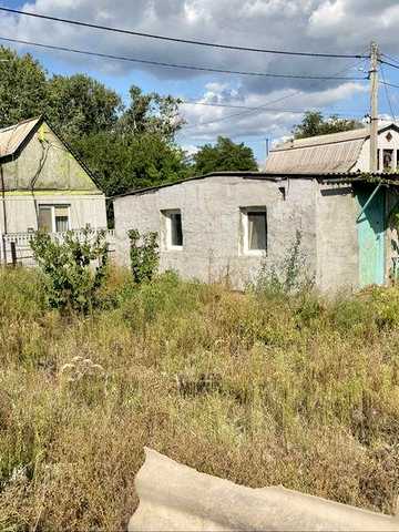 Продам участок с домом 25м/2 в Приднепровске