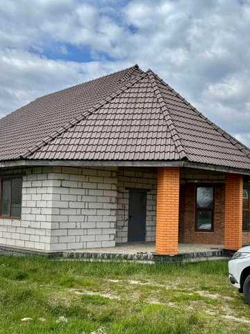 Сучасний будинок в Брусилові