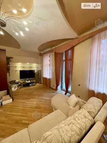Продаж 4к Квартира Молочна вулиця